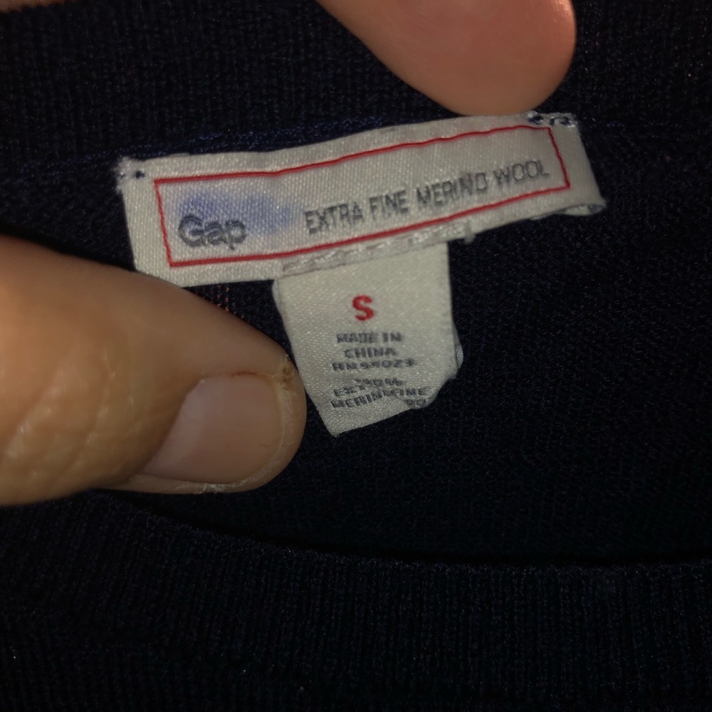GAP merino wool sweater - Picture 3 of 3